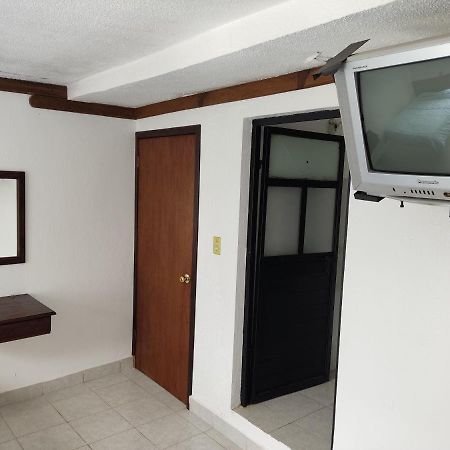 Hotel Tivoli San Cristobal de las Casas Luaran gambar