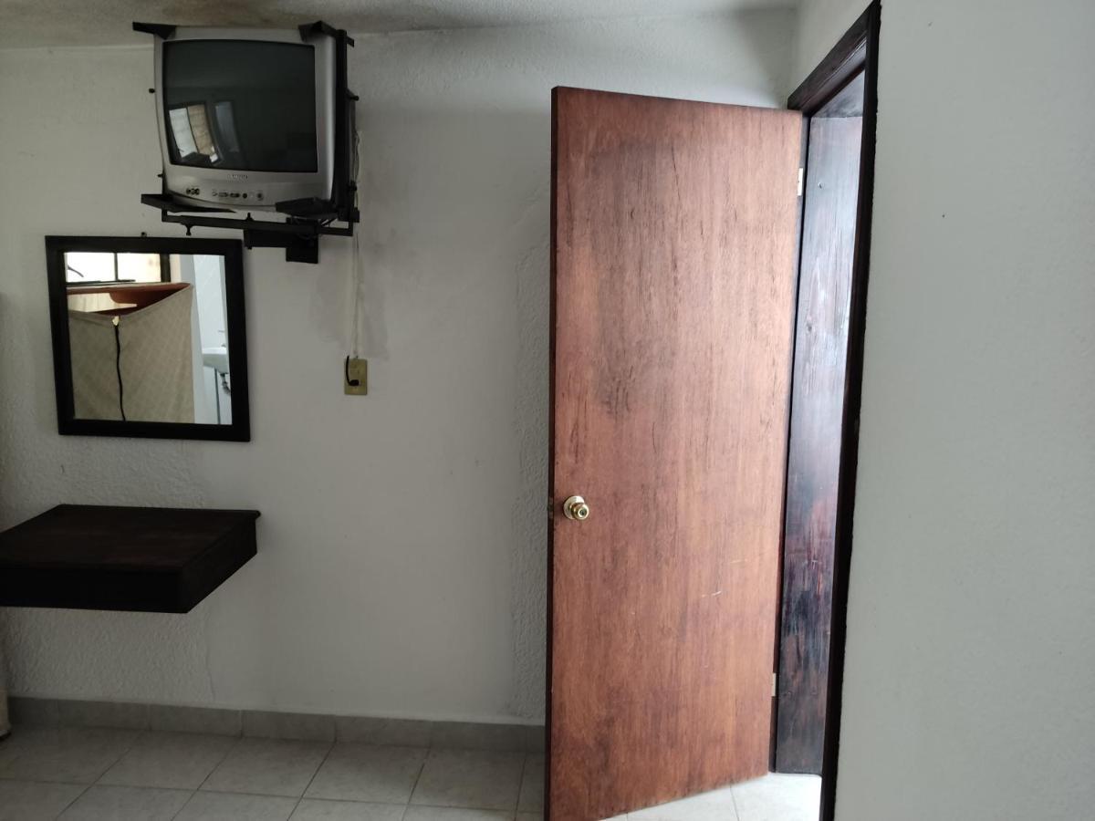 Hotel Tivoli San Cristobal de las Casas Luaran gambar